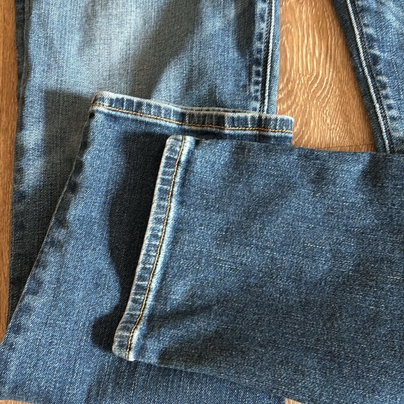 Hudson Tally Midrise Skinny Crop jeans. Size 31. - Picture 10 of 12